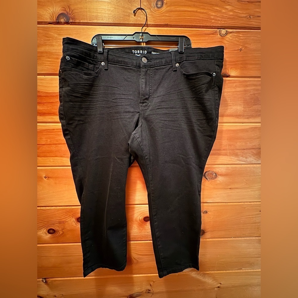 Torrid Women's Perfect Skinny Ankle Vintage Stretch Black Jeans NWT 22 EXShort